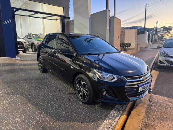 CHEVROLET ONIX 1.0 FLEX LT MANUAL CHEVROLET ONIX 1.0 FLEX LT MANUAL
